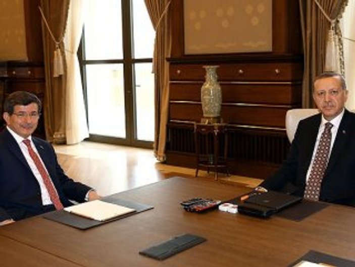 Cumhurbaşkanı Erdoğan Davutoğlu'yla görüşecek