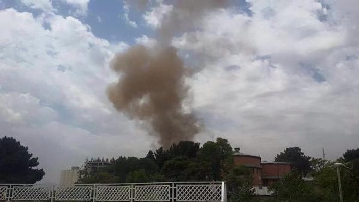 Afganistan Parlamentosu'na bombalı saldırı düzenlendi