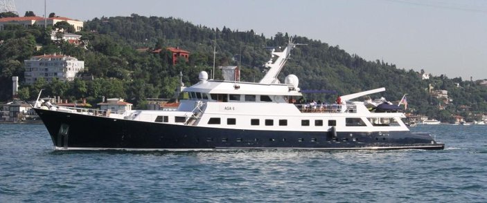 Ağaoğlu'nun 6. teknesi de suya indi