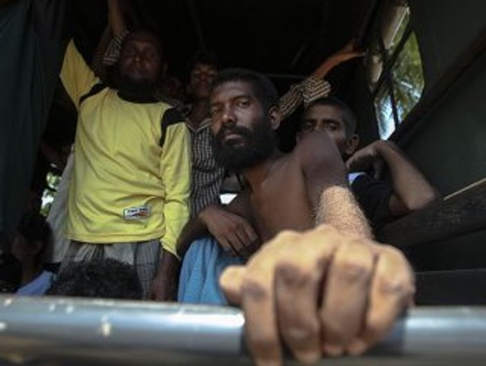 Libya açıklarında 2 bin 518 göçmen kurtarıldı