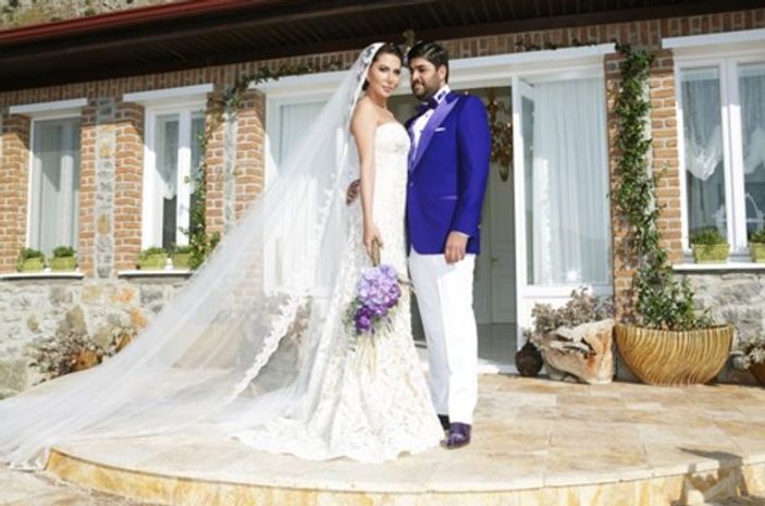 Ebru Yaşar evlendi