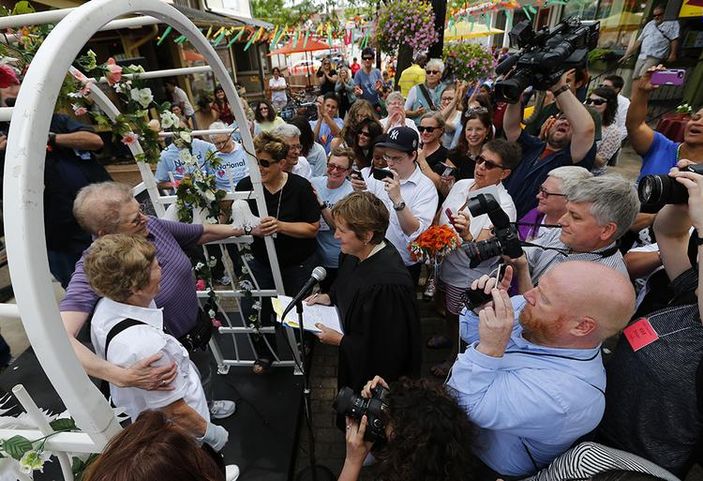 Washington'da eşcinsellerden büyük kutlama