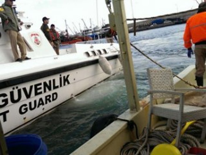 İstanbul'da sürat teknesi battı