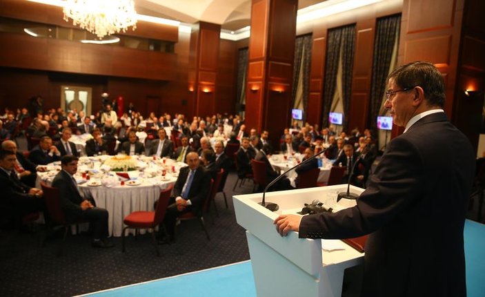 Başbakan Davutoğlu büyükelçilere hitap etti