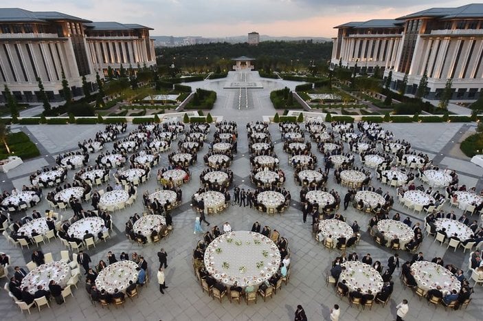 Cumhurbaşkanlığı Sarayı’nda personel iftarı verildi