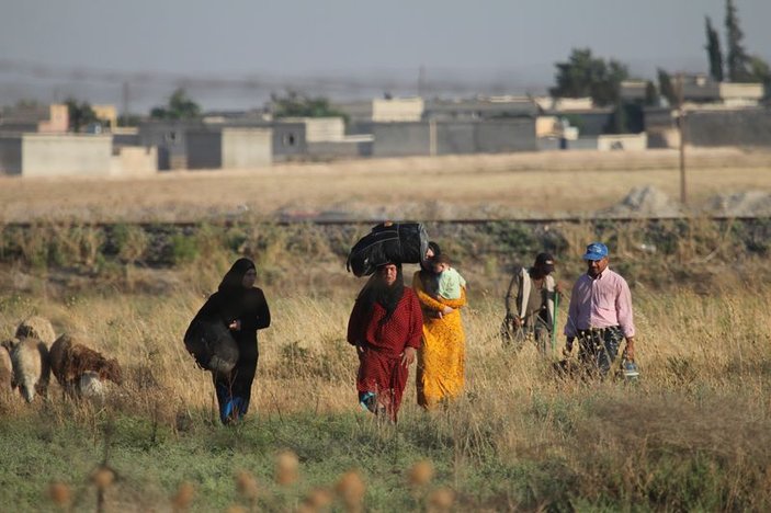 Suriyeli aktivist: YPG Arapları göçe zorluyor