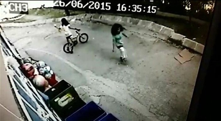 İzmir'de kız çocuklarını taciz eden sapık ortaya çıktı