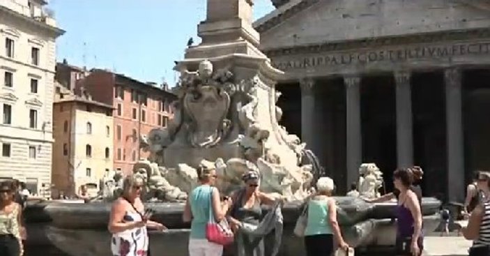 İtalya'da hava sıcaklığı 40 dereceyi aştı