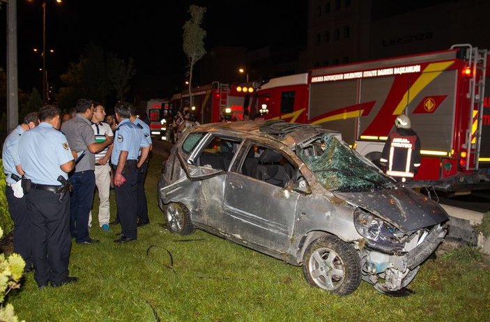 Ankara'da ambulansla otomobil çarpıştı: 10 yaralı