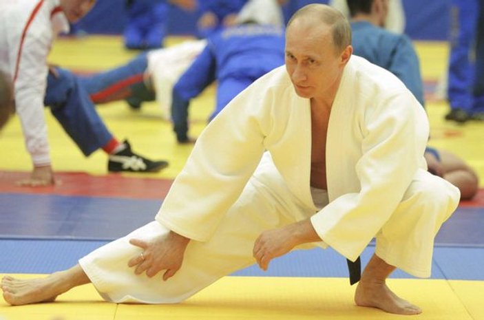 Rusya Devlet Başkanı Putin yoga yapacak