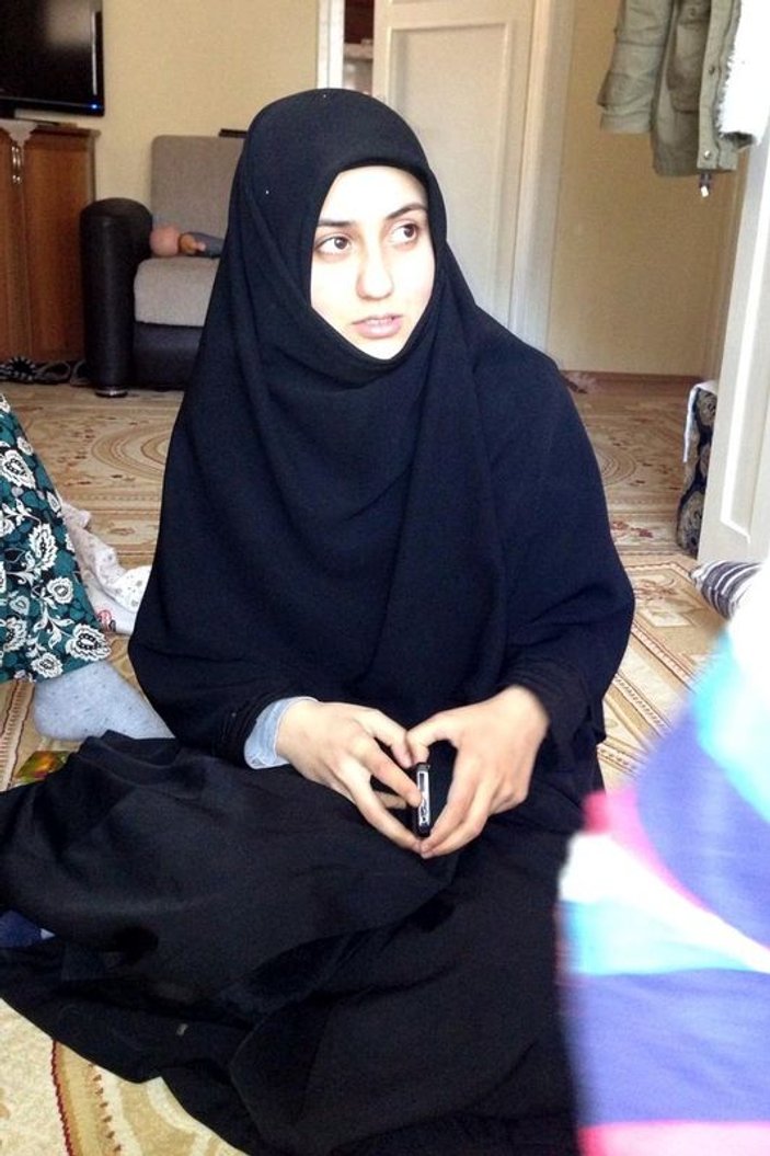 Konya'da 17 yaşındaki Berfin IŞİD'e katıldı
