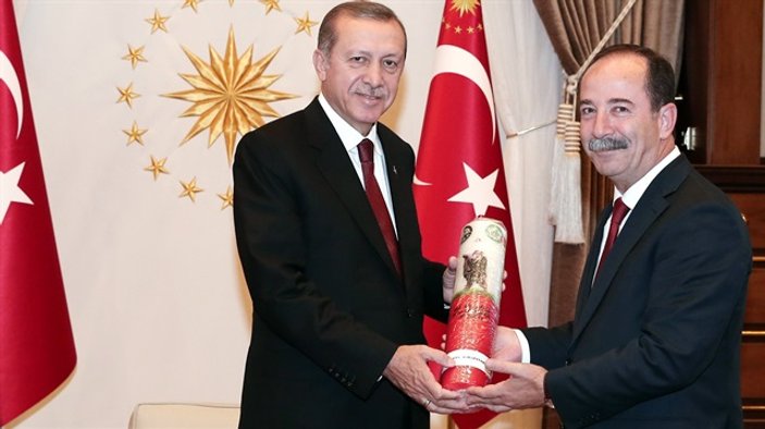 CHP'li başkan Cumhurbaşkanlığı Külliyesi'ne gitti