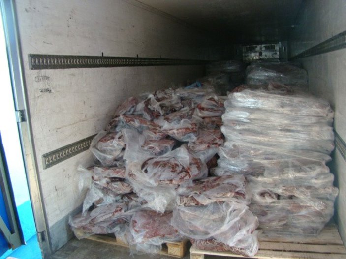 Edirne'de 42 ton kaçak ciğer ele geçirildi