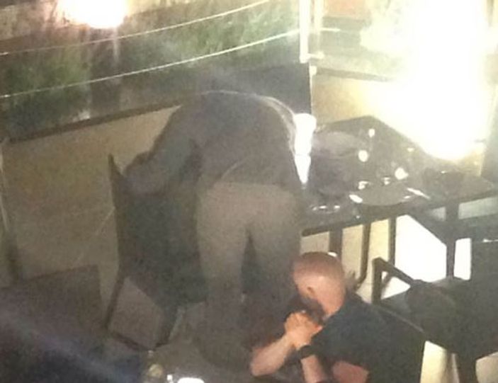 Kenan İmirzalıoğlu Sinem'i her yerde öpüyor