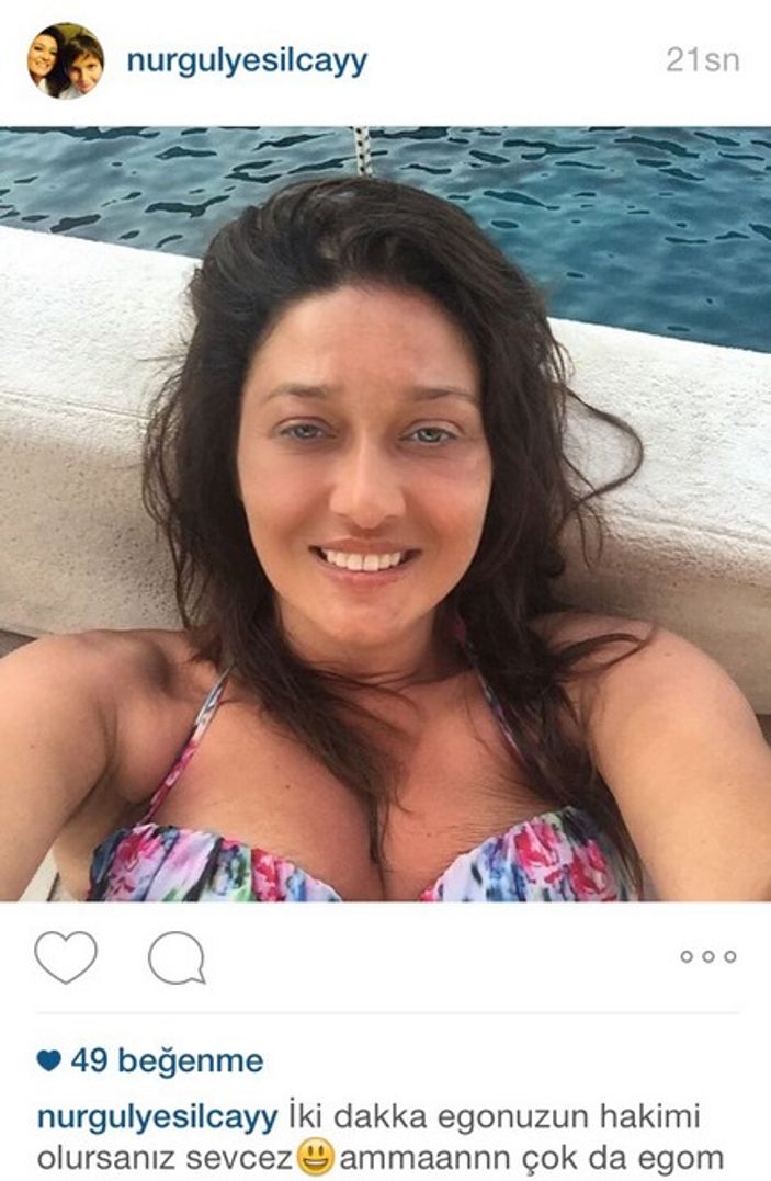 Nurgül Yeşilçay'dan bikinili poz