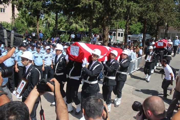 Şehit polisler için tören düzenlendi