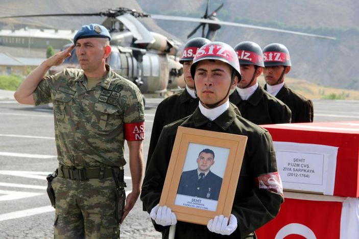 Hakkari'de şehit Ziya Sarpkaya'ya tören yapıldı