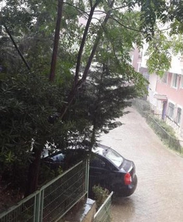 İstanbul'da şiddetli yağmur başladı