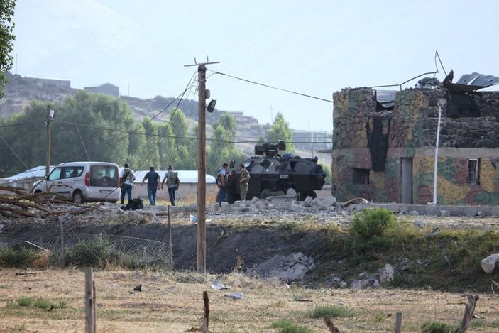Ağrı'da jandarma karakoluna intihar saldırısı