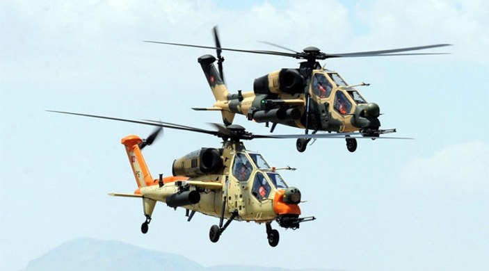 Milli helikopterimiz Atak ilk kez PKK'lıları bombaladı