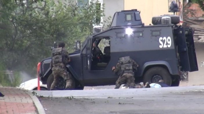 Sultanbeyli'deki saldırıda 1 polis şehit oldu