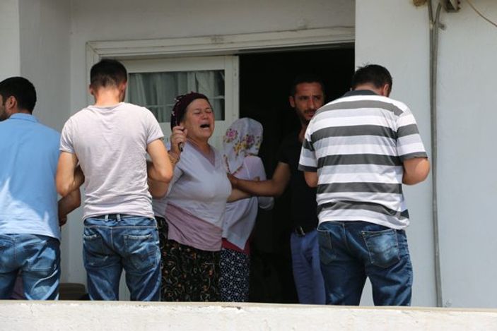 Şehit Doğan Acar'ın evine ateş düştü