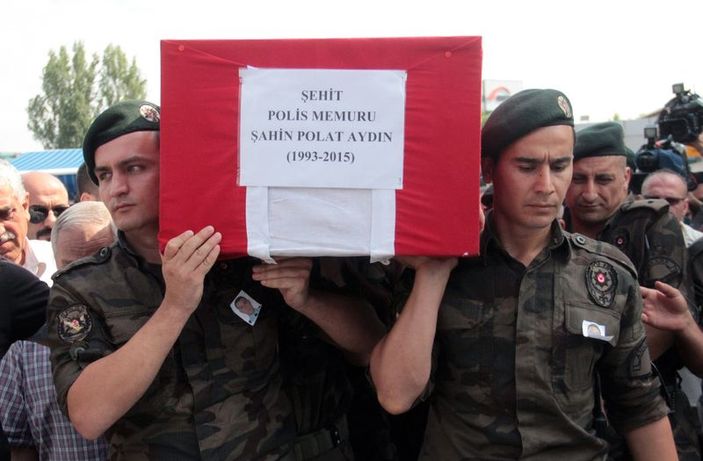 Şehit olan özel harekat polisi Polat Aydın'a veda