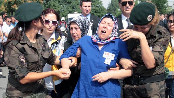 Şehit olan özel harekat polisi Polat Aydın'a veda