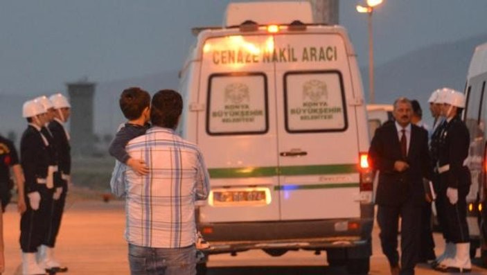 Şehit polis memleketi Konya'da toprağa verildi