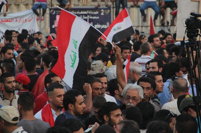 Irak'ta hükümet karşıtı gösteri