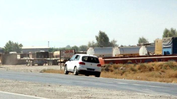Silopi'deki bomba yüklü lüks araç patlatıldı