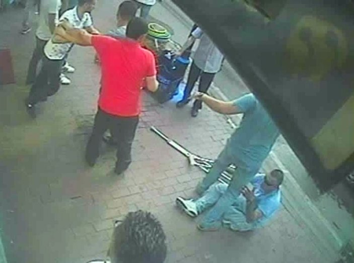 Engelli vatandaşın silahlı saldırısı kamerada