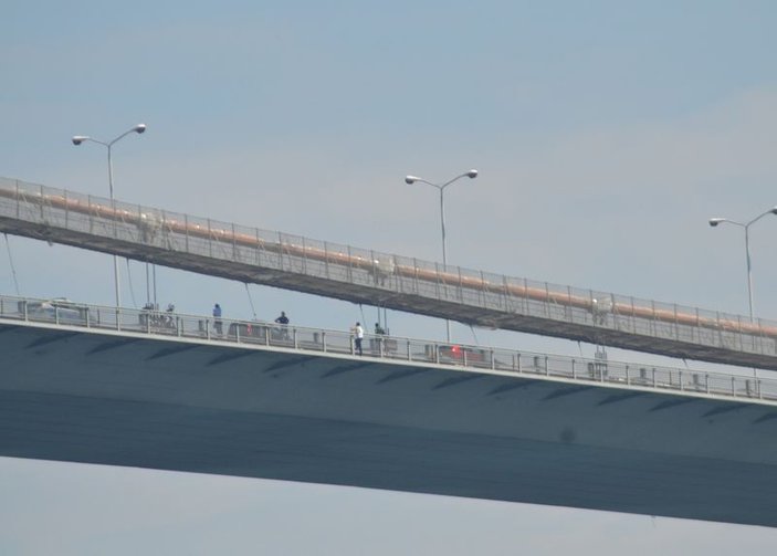 Boğaziçi Köprüsü'nde intihar girişimi