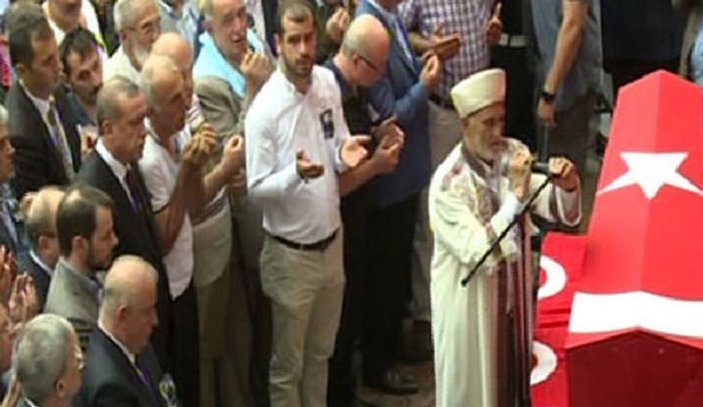 Şehit Ahmet Çamur'un cenaze törenine Erdoğan da katıldı