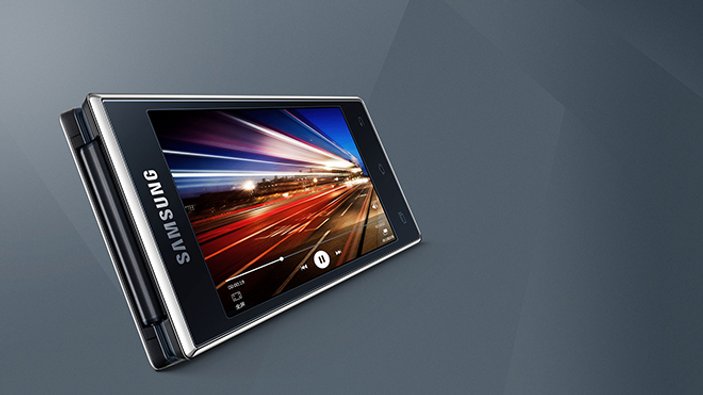 Samsung çift ekranlı kapaklı telefonunu tanıttı