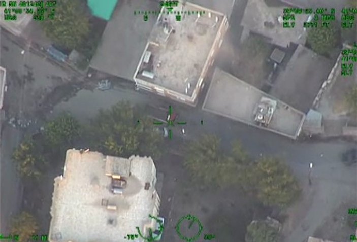 Diyarbakır Silvan'daki operasyon havadan görüntülendi
