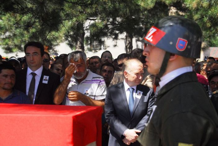 Şehit babası Adıgüzel iki evladım daha var dedi