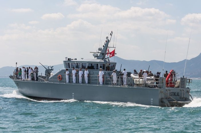 Tunus'ta ilk yerli askeri gemi denize indirildi