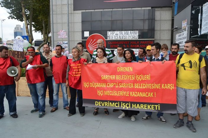 Sarıyer Belediyesi işçilerinden CHP binası önünde protesto