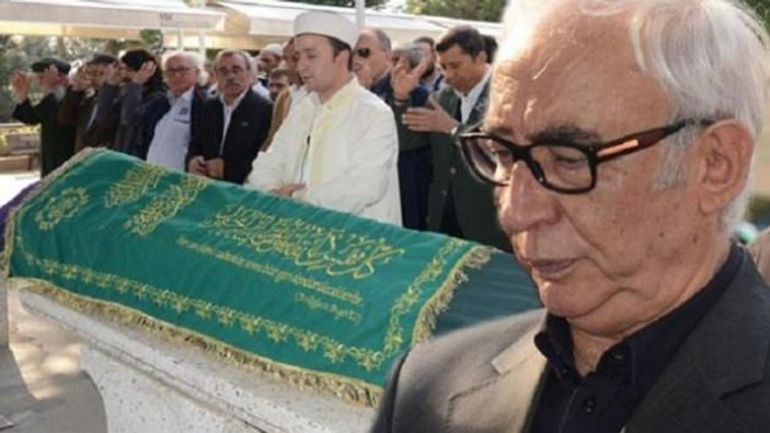 Şener Şen'in annesi Mürvet Şen defnedildi