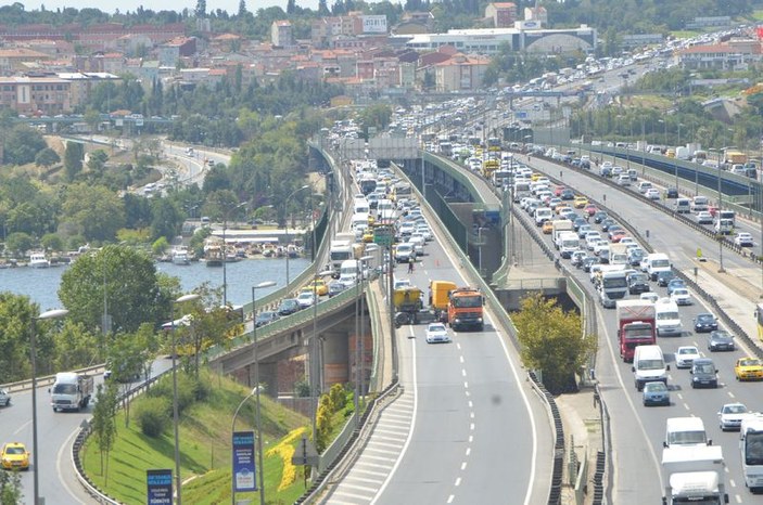 Haliç'te trafik kazası