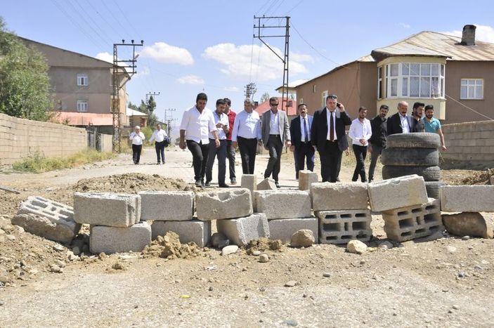 CHP heyeti Hakkari Yüksekova'da