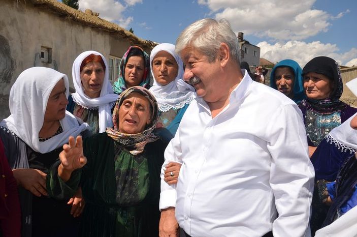 CHP heyeti Hakkari Yüksekova'da