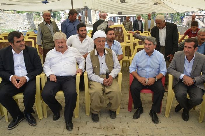 CHP heyeti Hakkari Yüksekova'da