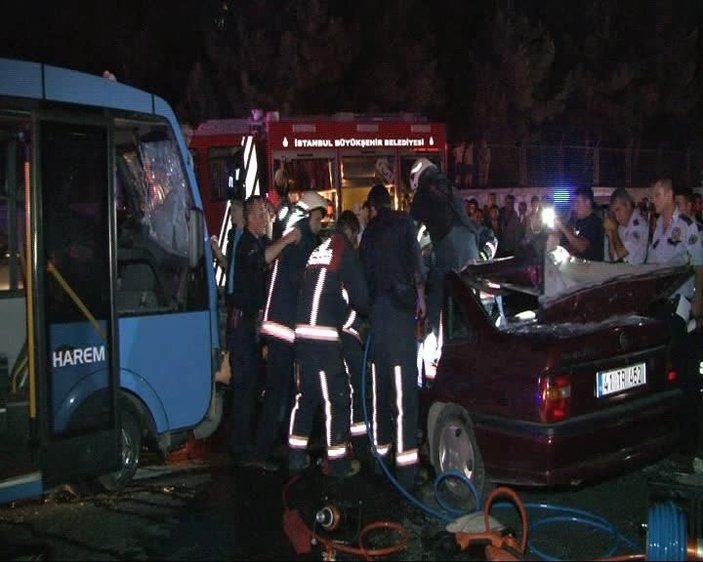 Tuzla'da feci kaza: 2 ölü 10 yaralı