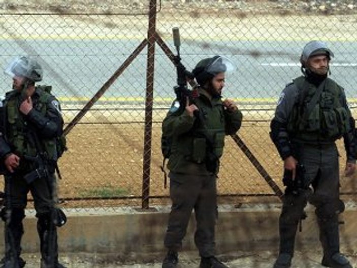 İsrail askerlerinden Gazze'de sınır ihlali