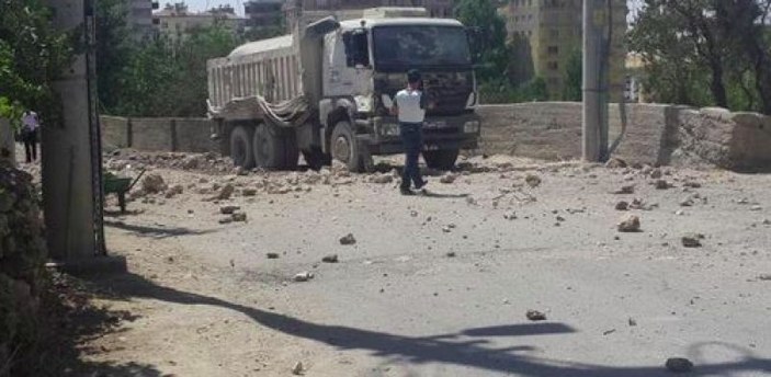 Diyarbakır'da PKK'dan bombalı saldırı: 1 çocuk öldü