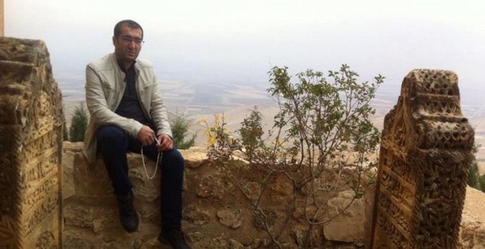 Diyarbakır'da yol kesen PKK'lılar doktoru öldürdü