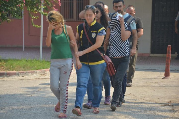 Adana'da arkadaşına sığınan genç kıza fuhuş yaptırıldı