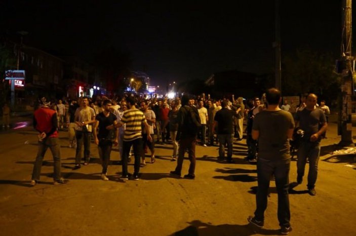 Ankara'da terör protestosu: 2'si polis 7 yaralı